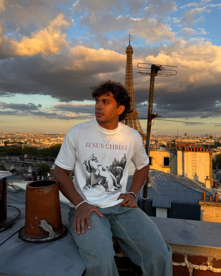 Saved by Grace - Tshirt
